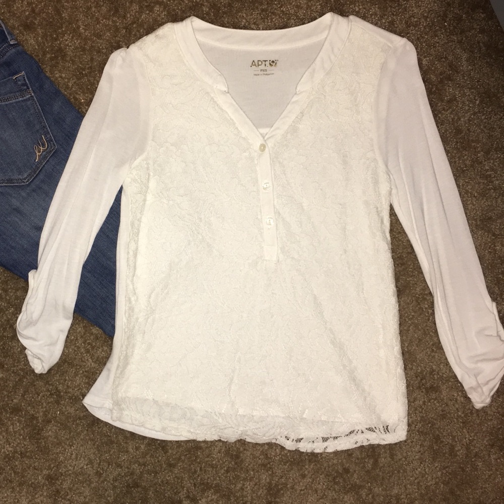 Lace 3/4 length sleeve top