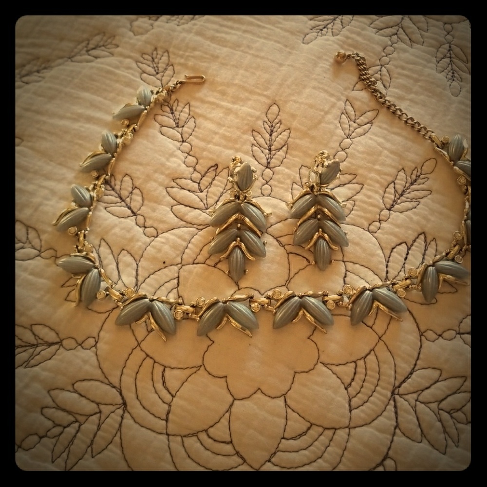 Vintage Necklace & Earring Set