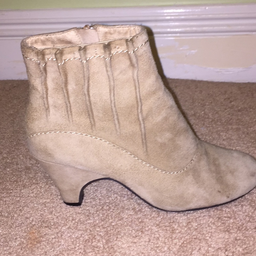Creme high-heeled ankle boots