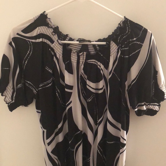 BCBG dress like new. Size large. - Picture 2 of 2