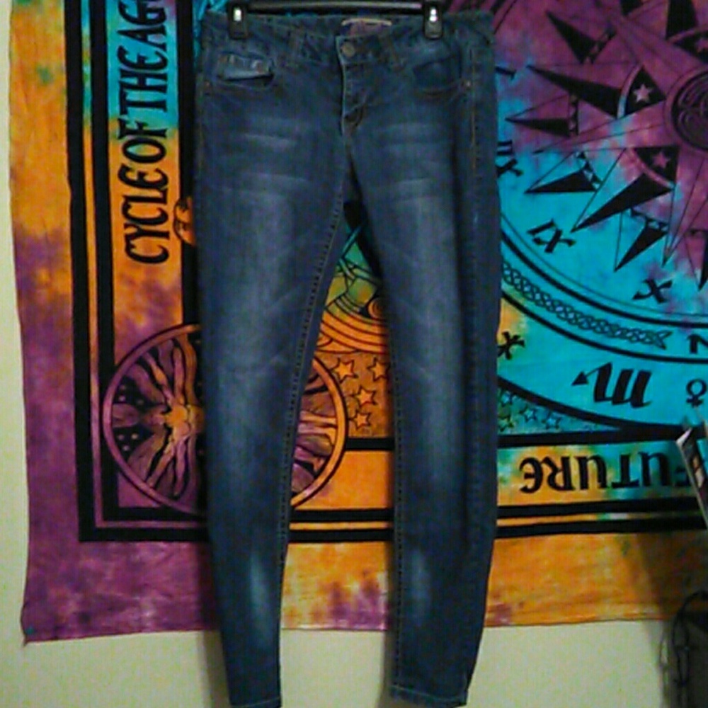 Skinny jeans