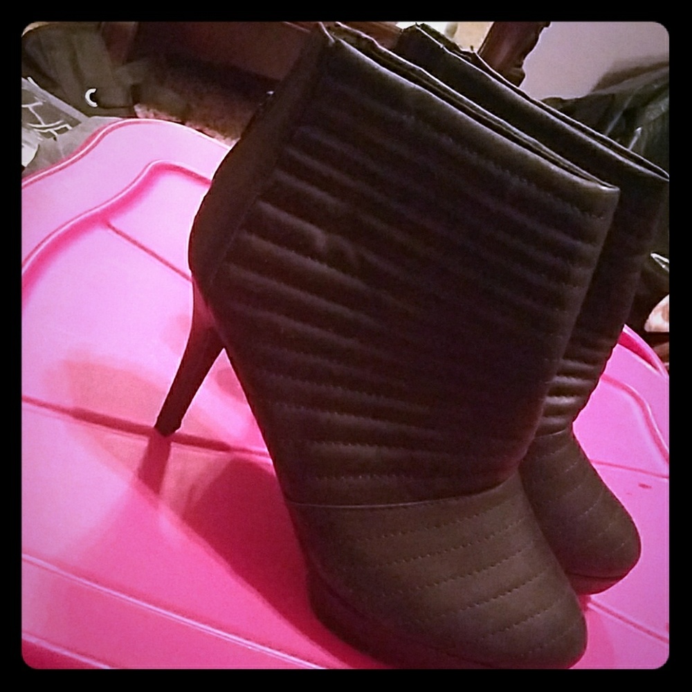 torrid black size 13 stiletto booties
