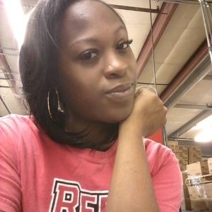 Meet your Posher, Candice