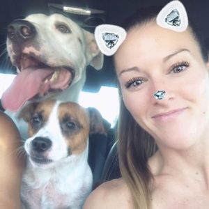 Meet your Posher, Casey