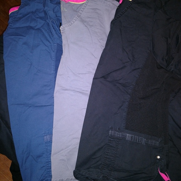 Beyond Scrubs scrub top, size 2X - Picture 5 of 5