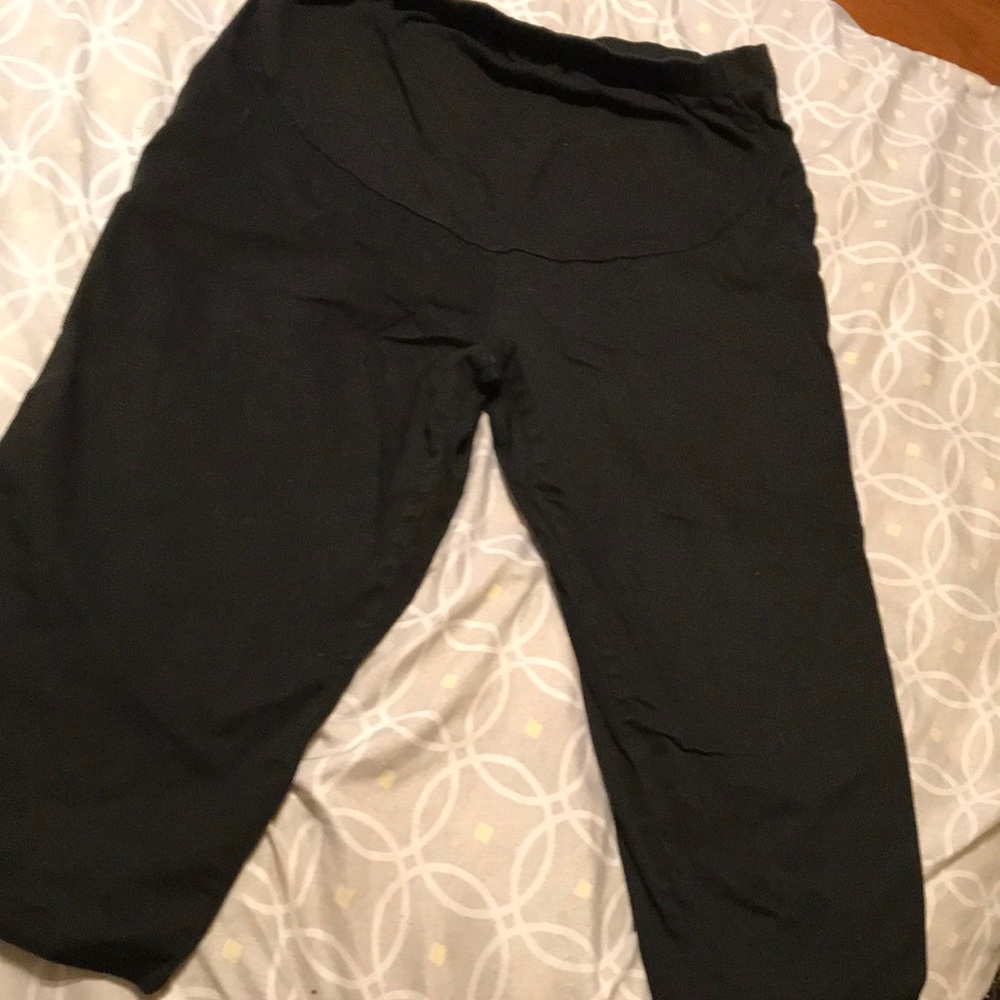 DUO maternity Capris