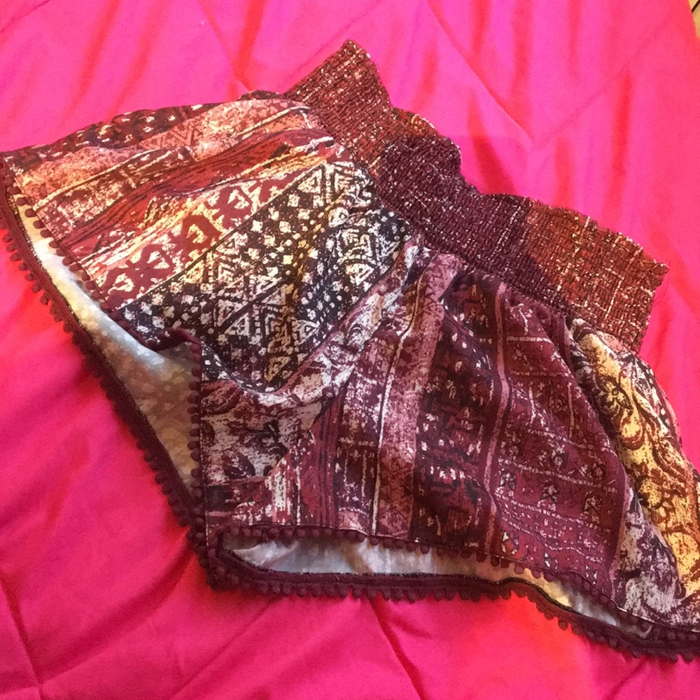 F21 FLOWY SHORTS