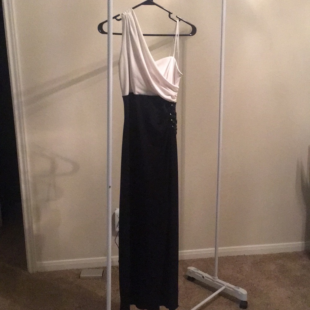 Long dress, clean, good condition