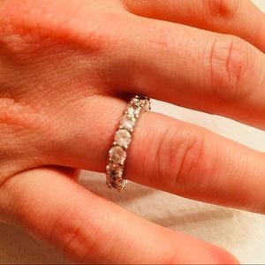 Stunning pronged two toned cz eternity band sz 6