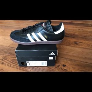 Adidas Samba Classics Men’s 9 1/2