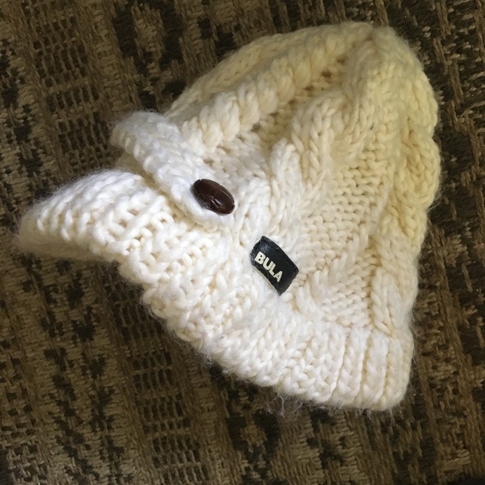 Cream knit cap , warm hat by Bula