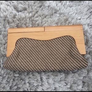 ❄️Tweed and Wood Clutch.NWOT❄️