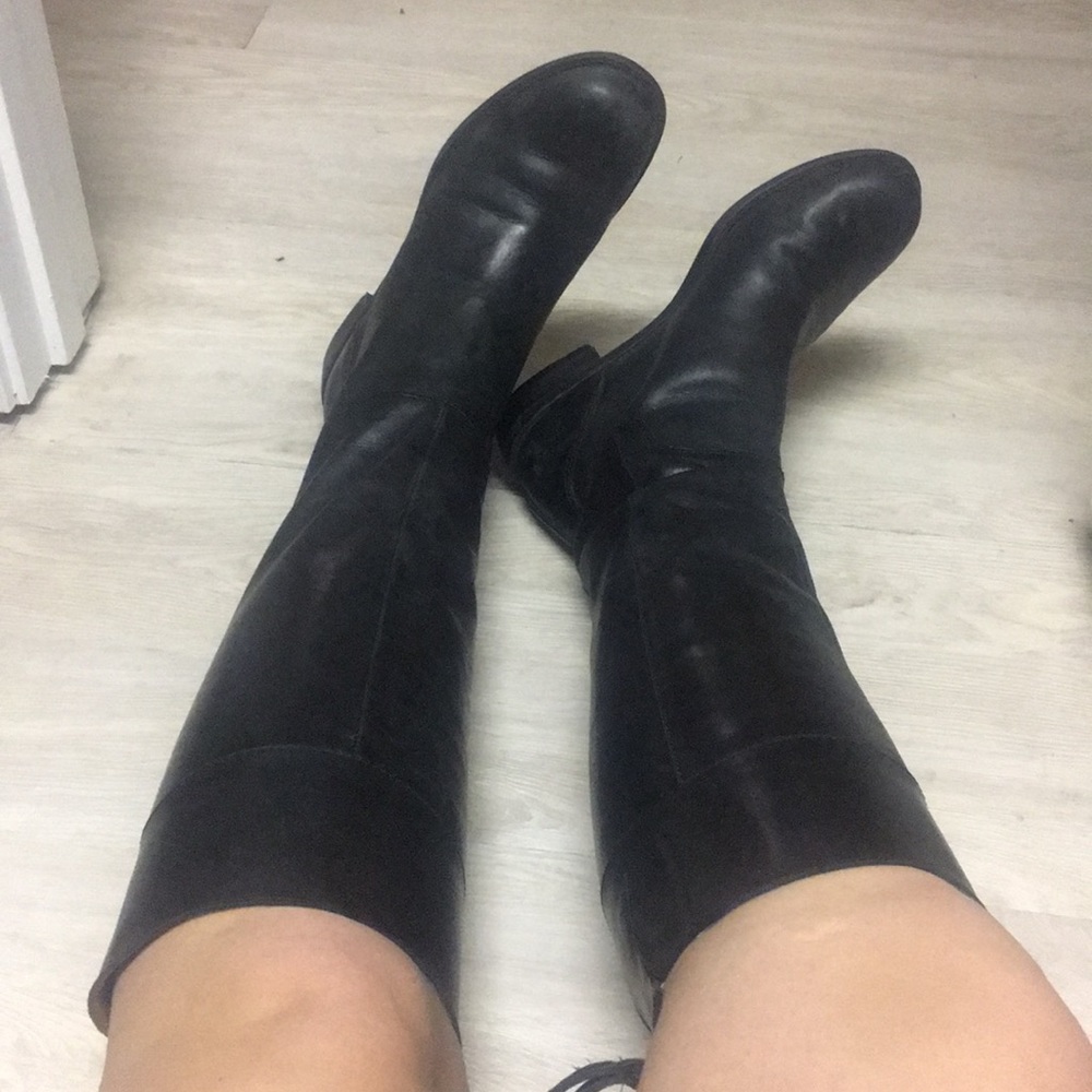 Leather boots