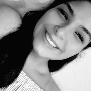 Meet your Posher, Daniela