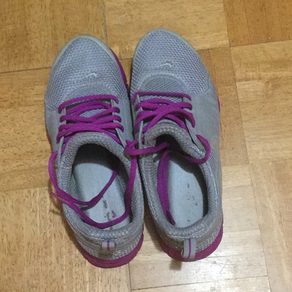 Nike’s flex - Picture 3 of 5