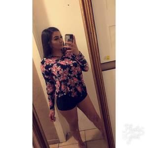 Meet your Posher, Eva