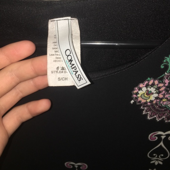 Cute dress - Picture 2 of 4