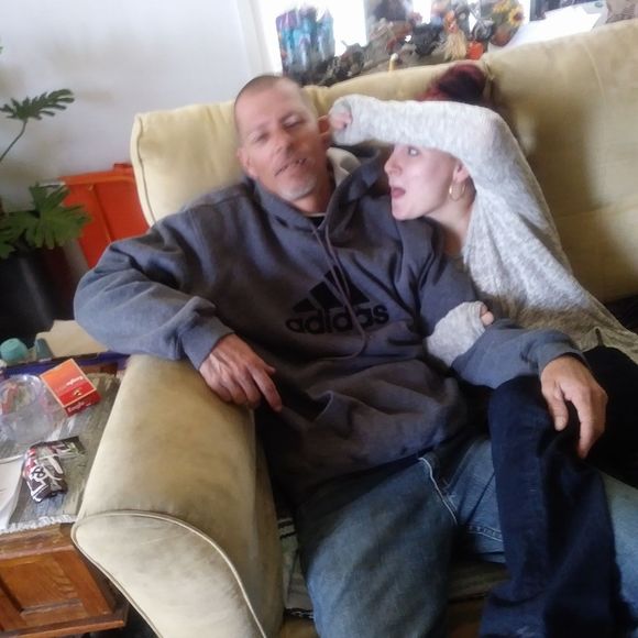 Meet your Posher, Christina - Picture 1 of 1