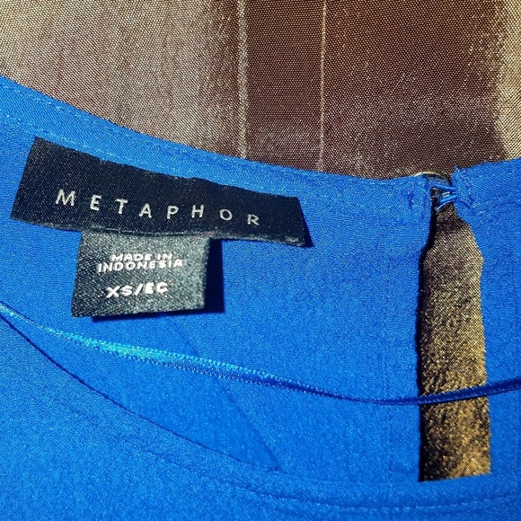 Metaphor Blouse - Picture 2 of 2