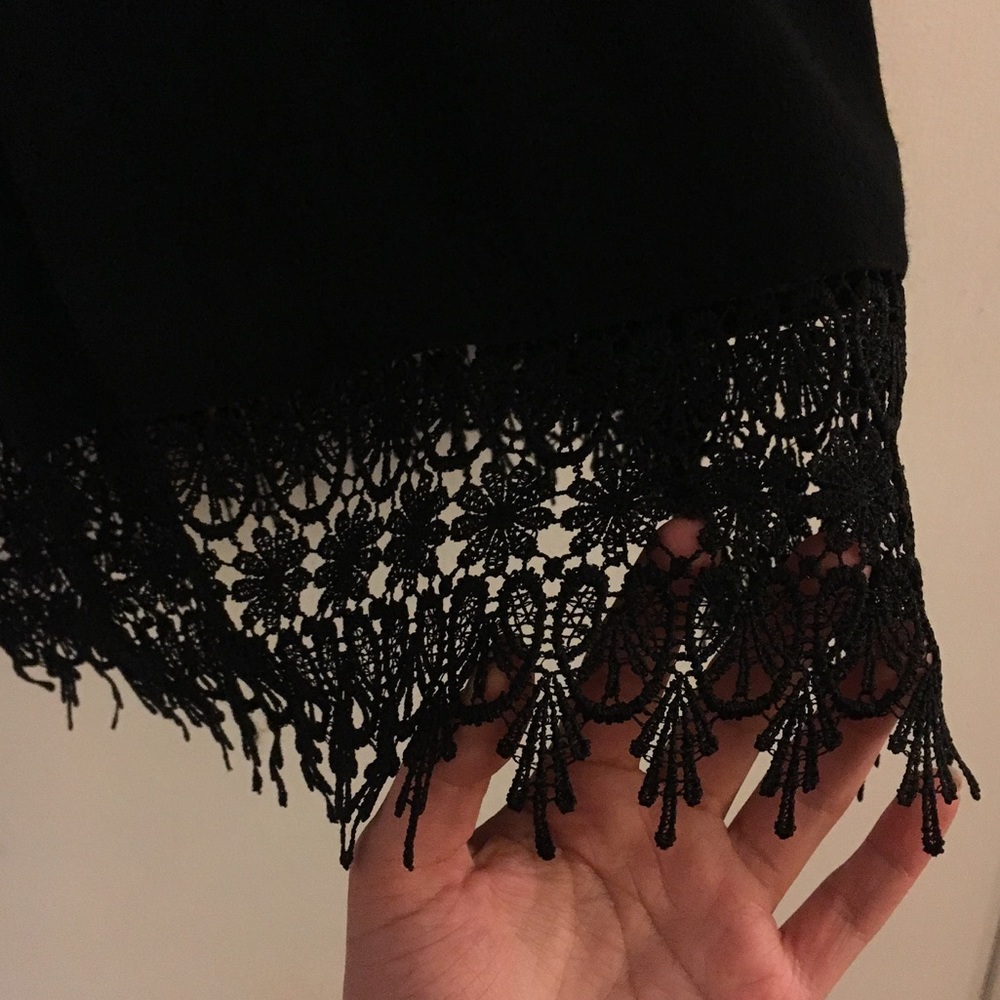 LF Midi Dress - Picture 2 of 4
