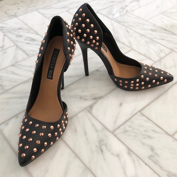 ShoeDazzle Shoes - PRICE DROP Izabella Rue black pumps rosegold studs
