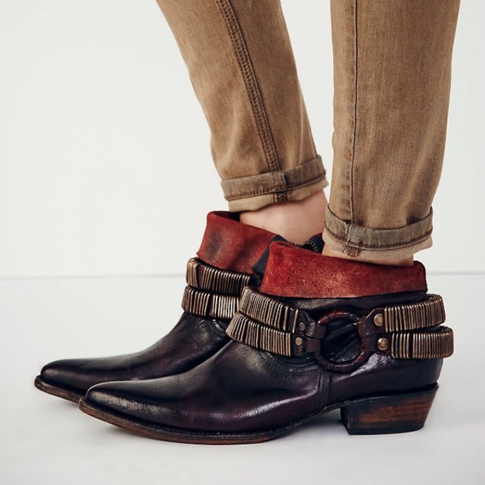 Freebird Eve Boot, size 9