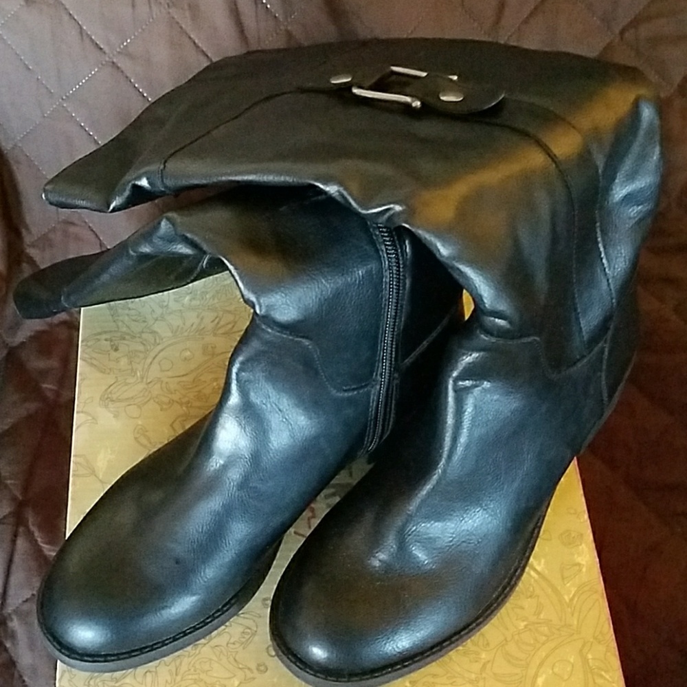 Style&Co Black Boots