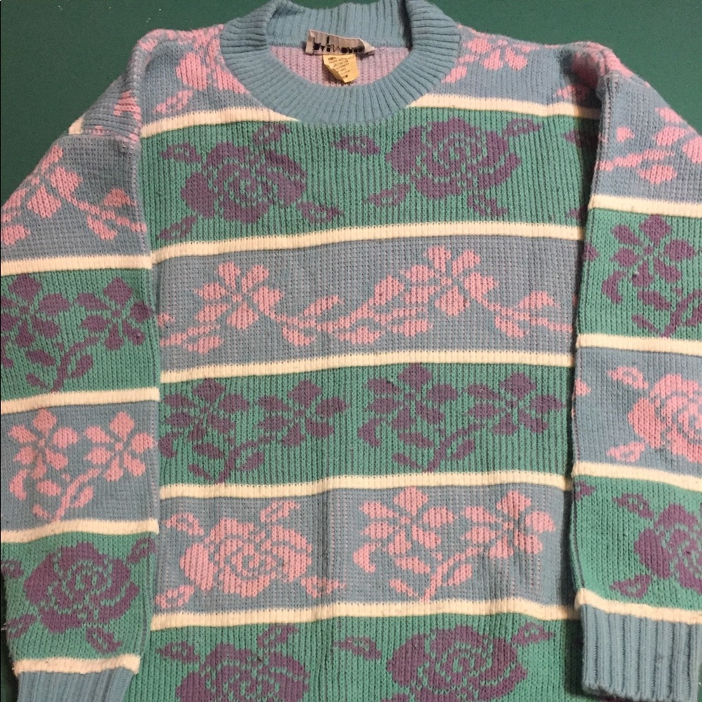Crew neck acrylic knit sweater