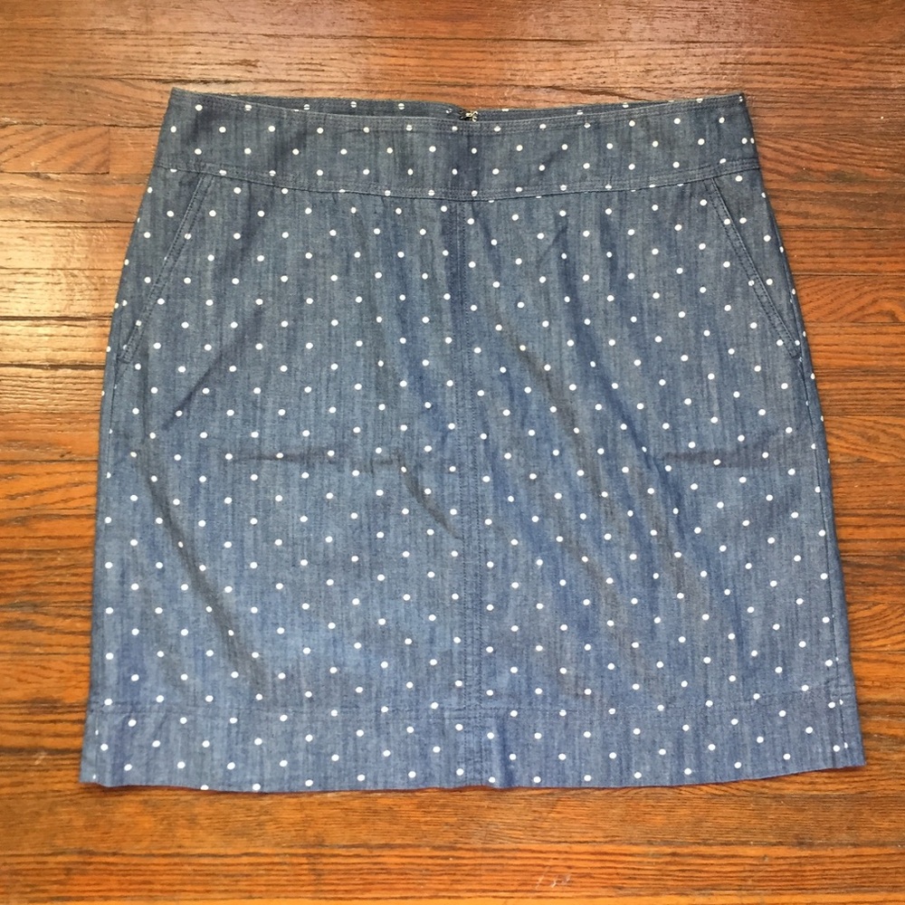 Talbots size 16 Chambray Polka Dot Skirt w Pockets