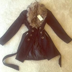 Guess faux fur collard black coat