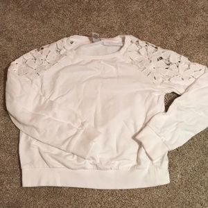 White sweater ☃️