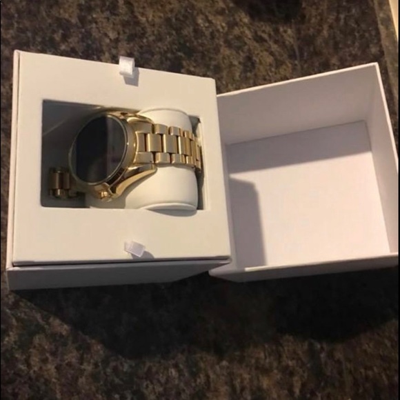 Michael Kors Bradshaw Smart Watch Goldtone