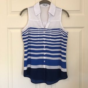 •Express• Sleeveless Portofino Blouse