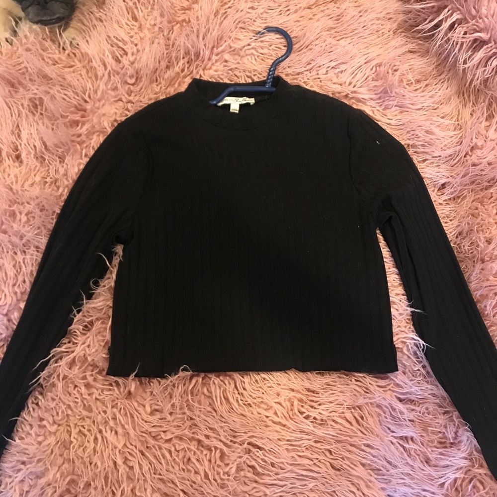 Black turtleneck long sleeve