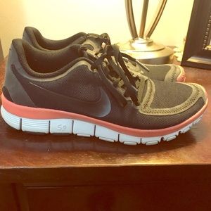 Nike Free Runs 5.0