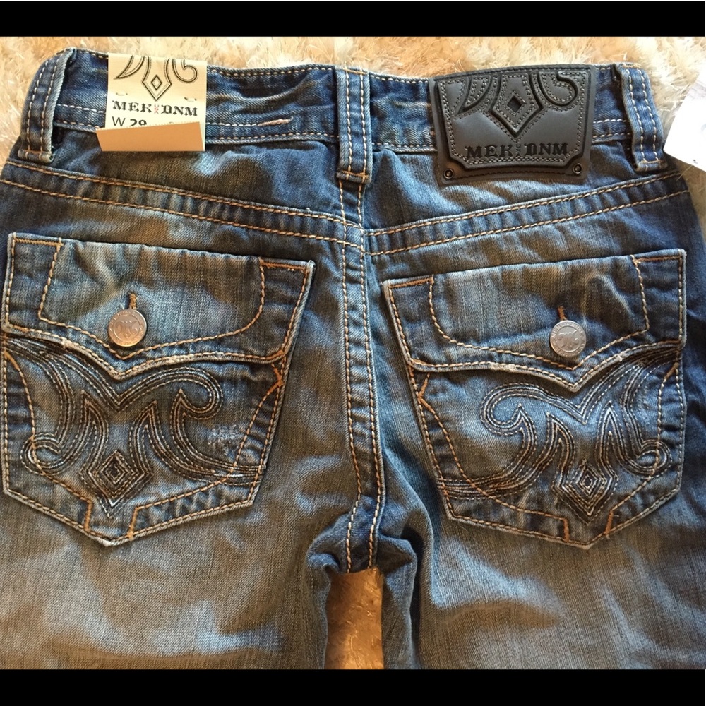 NWT Men’s Mek Bootcut Distressed Denim! Size 29