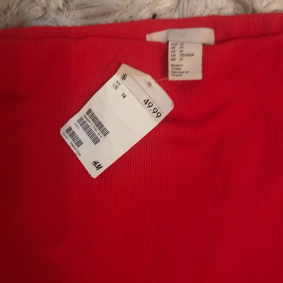 H&M Off Shoulder Red Dress - Picture 2 of 7