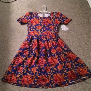 NWT Small Lularoe Amelia Dress