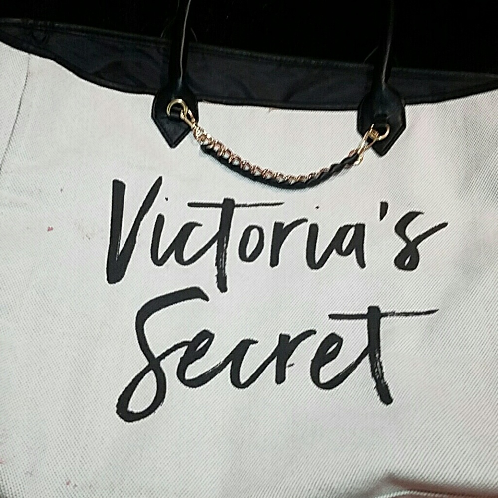 Used Victoria's Secret Chain Tote