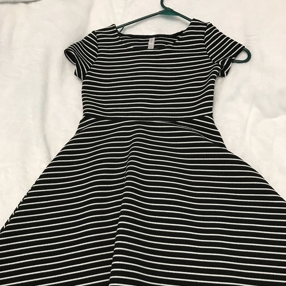 Black and white striped skater type of dress - Picture 1 of 4
