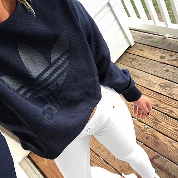 adidas Other - Adidas sweatshirt crop