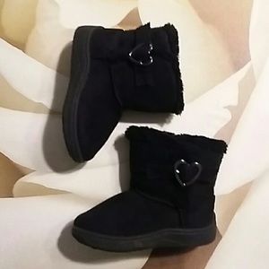 Infant black boots