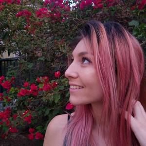 Meet your Posher, Elana