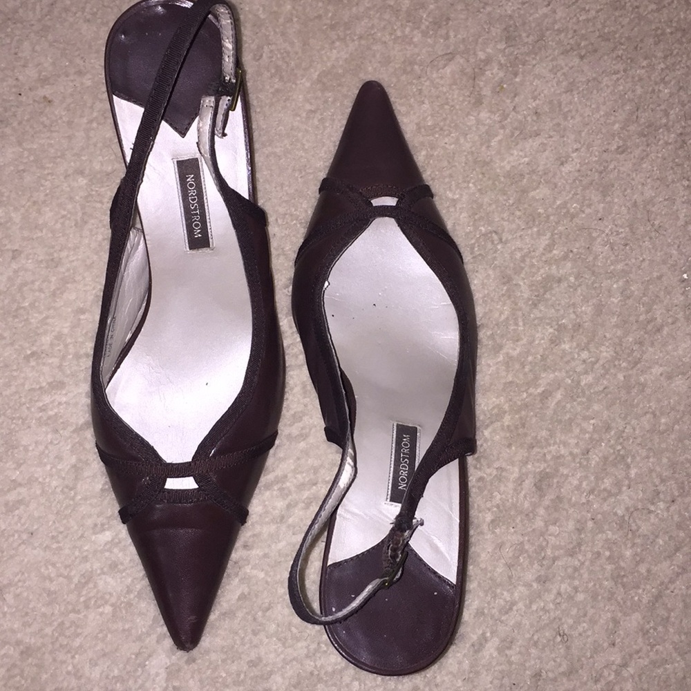 Sling Back Small Pumps