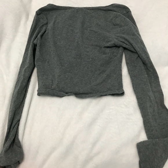 grey long sleeve crop top - Picture 2 of 5
