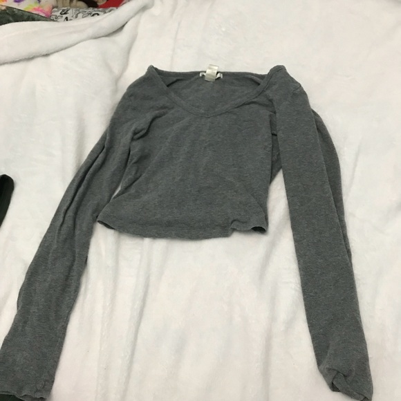 grey long sleeve crop top - Picture 4 of 5
