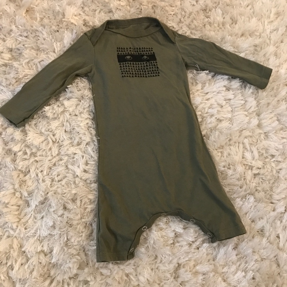 ๐ฒ๐ถ๐ป Mini & Maximus onesie 3 m ๐ถ๐ป๐ฒ - Picture 1 of 3