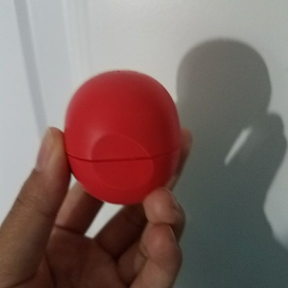 Eos - Picture 2 of 2