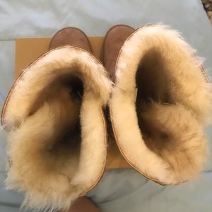 UGG boot