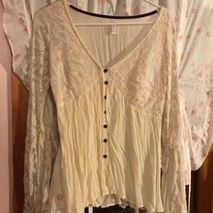 Lacey Bell Sleeve Top